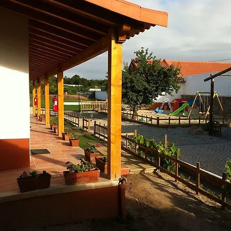 Casa Do Pinheiro Grande Country house